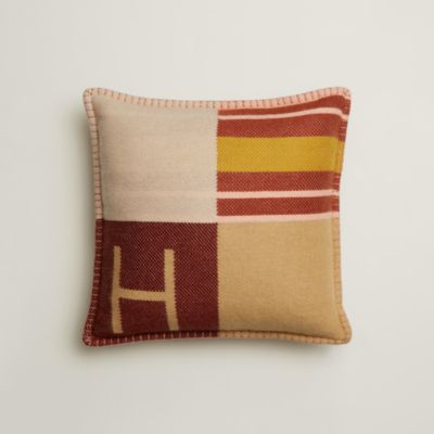 クッション 《ブリッド・ドゥ・ガラ》 - ブラック | Hermès - エルメス